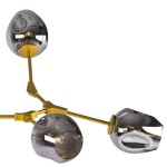 Lampa wisząca Modern Orchid z sześcioma kloszami E27 w złotym wykończeniu. Klosze w dymionym szkle mają zaokrąglony kształt, zamontowane na złotych ramionach, tworząc nowoczesny design. Produkt wisi w poziomie, na prostym tle.