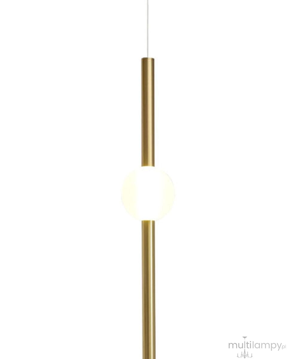 Lampa wisząca O-line 93 w kolorze mosiężnym z jedną żarówką LED o mocy 5W. Ma prostą, cylindryczną formę z okrągłym kloszem, zawieszona na cienkim przewodzie. Idealna do nowoczesnych wnętrz.
