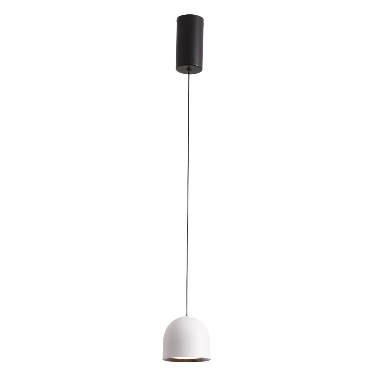 Lampa wisząca w kolorze białym z metalowym kloszem w kształcie półkuli, zawieszona na czarnym przewodzie. U góry czarna podsufitka. Idealna do nowoczesnych wnętrz. Wymiary klosza: średnica około 20 cm.