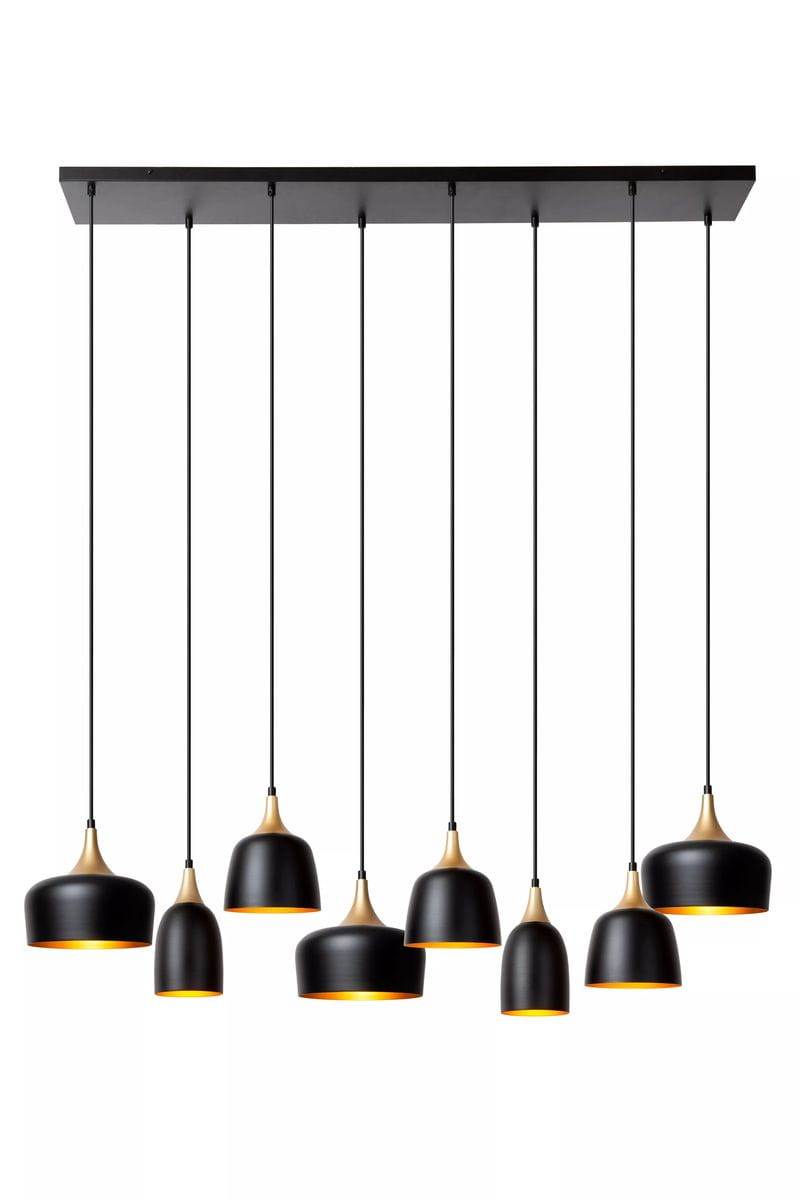 Lampa wisząca Chayanne z ośmioma kloszami E14 w kolorze czarnym z metalowymi elementami w odcieniu złotym. Klosze o różnych kształtach zawieszone na cienkich linkach z prostokątną podsufitką. Ujęcie z przodu, na białym tle.