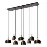 Lampa wisząca Chayanne z ośmioma kloszami E14, w kolorze czarnym z metalicznymi akcentami. Wisi na długich czarnych kablach z prostokątnym mocowaniem sufitowym. Kształt kloszy: różne wysokości, zaokrąglone, dekoracyjne. Idealna do nowoczesnych wnętrz.