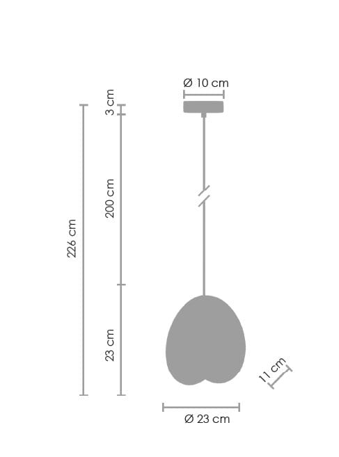 Lampa wisząca Pills 23 w kolorze czarnym, z oprawą na jedną żarówkę GU10. Kształt w formie serca, o średnicy 23 cm i wysokości 23 cm. Wysokość zawieszenia wynosi 226 cm, z płaskim mocowaniem o średnicy 10 cm.