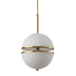 Lampa wisząca Sfera 2xLED/12W w kolorze złotym, z białym kloszem w kształcie półkul. Ujęcie frontalne, zawieszona na cienkim przewodzie. Złota obręcz podkreśla elegancki design. Idealna do nowoczesnych wnętrz.