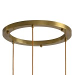 Złota lampa wisząca Sfera z sześcioma źródłami LED o mocy 36W. Widoczny okrągły, metalowy stelaż z zawieszeniem na dwóch sznurach. Gładka, błyszcząca powierzchnia, minimalistyczny design, idealna do nowoczesnych wnętrz.