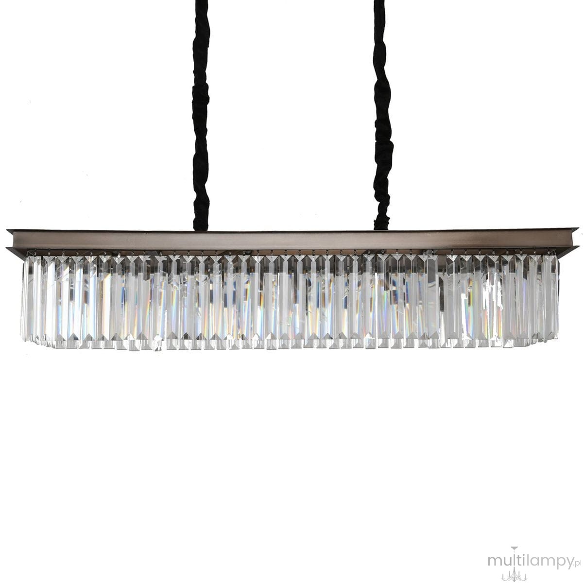 Lampa wisząca Sparkle, antracytowa, z 8 gniazdami E14. Posiada prostokątną metalową podstawę z wiszącymi kryształowymi elementami, tworzącymi efekt świetlny. Zawieszona na dwóch czarnych sznurach, idealna do nowoczesnych wnętrz.