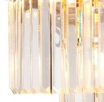 Lampa sufitowa Splendore D50 w kolorze złotym, z osiemnastoma oprawami E14. Szklane elementy w formie prostokątnych, przezroczystych pryzmatów odbijających światło, montowana na suficie. Widoczne detale konstrukcji z metalowymi akcentami.