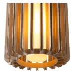 Lambres lampa wisząca 1xE27 w kolorze szarym, o cylindrycznym kształcie z pionowymi żłobieniami. Wewnątrz znajduje się oprawka na żarówkę z matowym kloszem, emitującym ciepłe światło. Ujęcie z bliska, pokazujące detale konstrukcji.