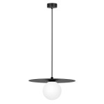 Lampa wisząca Robin D25 z czarnym metalowym stelażem i białą szklaną kulą. Montowana na długim przewodzie, z płaskim, okrągłym daszkiem. Idealna do nowoczesnych wnętrz, zapewnia efektowne oświetlenie.