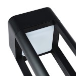Czarna lampa ogrodowa Nutri H80 z jednym źródłem LED o mocy 10W. Ujęcie z góry, ukazujące prostokątną, matową osłonę oraz metalową konstrukcję. Elementy montażowe widoczne w narożnikach.