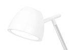 Lampka biurkowa Lolek K-BL1528 w kolorze białym, z metalowym ramieniem. Zbliżenie na okrągłą głowicę z LED o mocy 7W, regulującą temperaturę barwową w zakresie 3000-6500K. Ujęcie z boku, ukazujące minimalistyczny design.