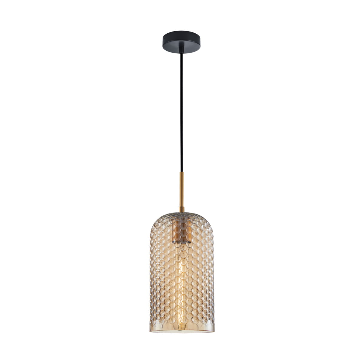Lampa wisząca Renti z kloszem w bursztynowym kolorze, o fakturze przypominającej plastry miodu. Posiada czarny przewód i metalowy uchwyt, montowana sufitowo. Działa na żarówkę E27, wisi w pozycji pionowej. Tło białe, co podkreśla jej elegancki design.