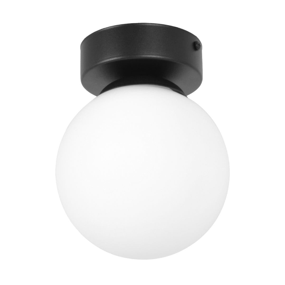 Lampa sufitowa Inez z jedną oprawą E14 w kolorze czarnym i białym. Okrągła, matowa kula ze szkła umieszczona na czarnym, metalowym mocowaniu. Ujęcie z dołu, pokazujące kształt i detale lampy.