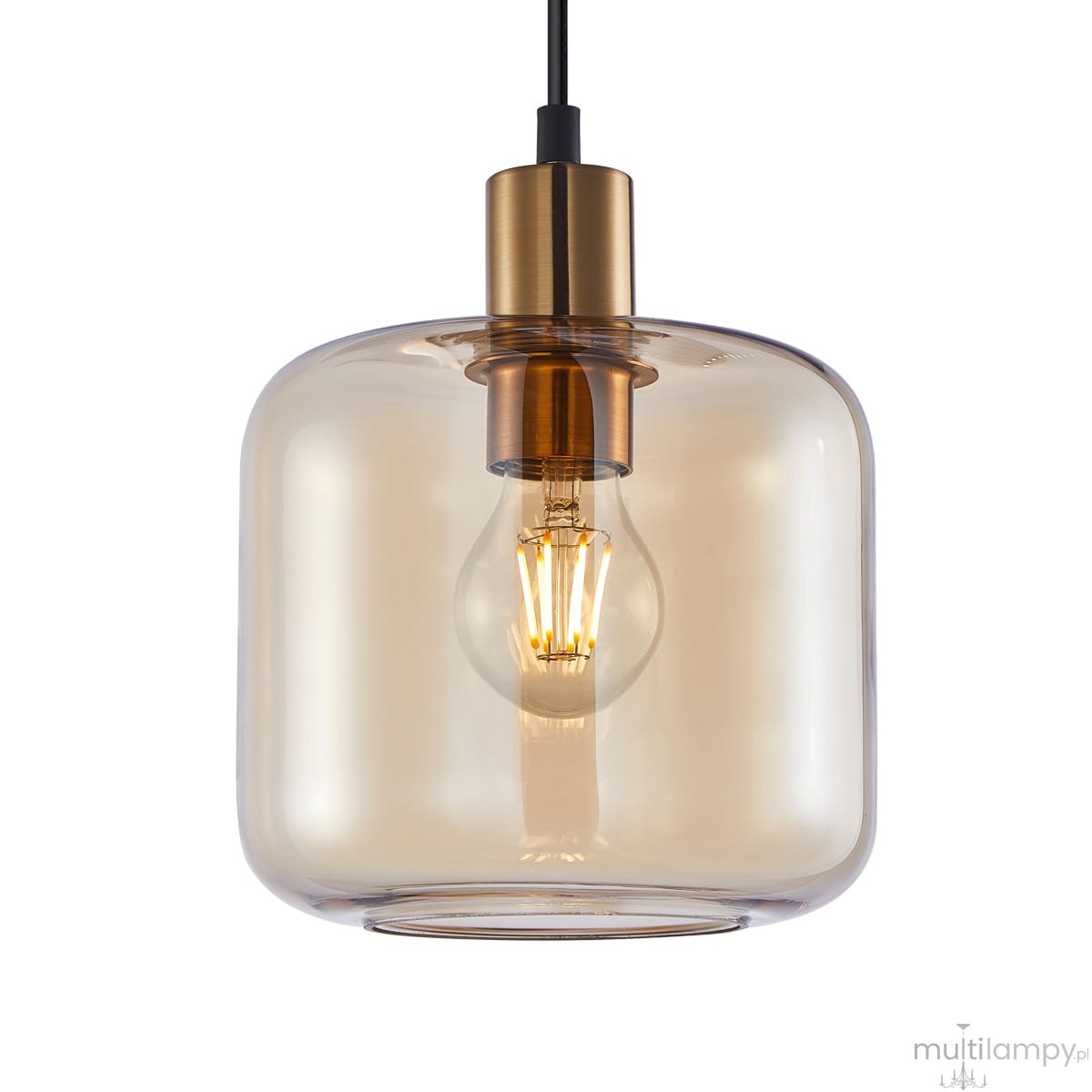 Lampa wisząca Zona w kolorze czarnym z bursztynowym kloszem, zawieszona na cienkim kablu. Klosz ma kształt prostokątnego sześcianu, a w jego wnętrzu widoczna żarówka E27 z widocznymi spiralnymi elementami.