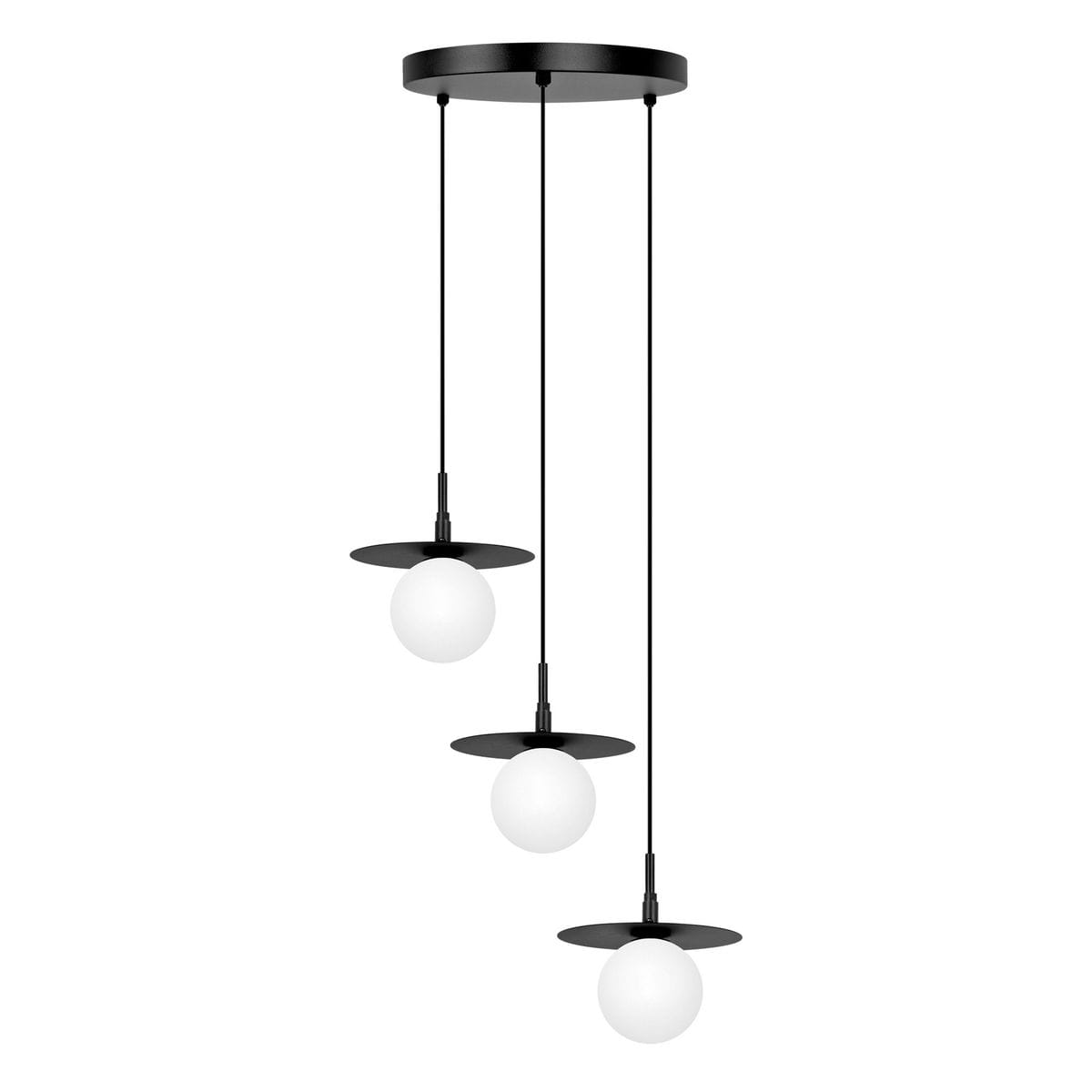 Lampa wisząca Sante z trzema źródłami światła G9, czarna z białymi kloszami. Okrągła podstawa, długie, cienkie przewody, minimalistyczny design. Wisi w pionie, idealna do nowoczesnych wnętrz.