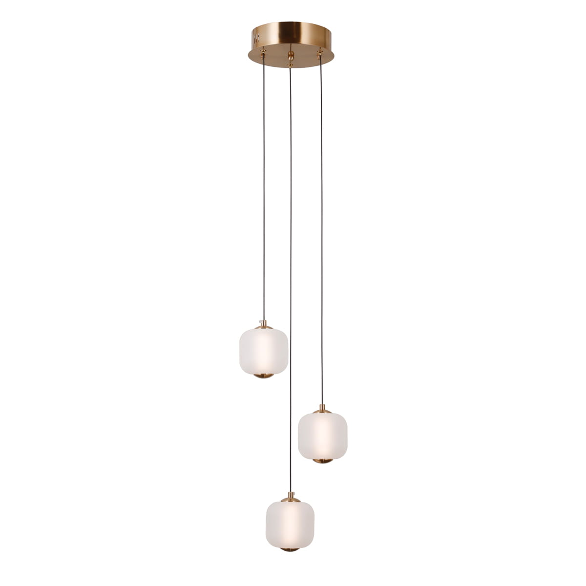 Lampa wisząca Ganti z trzema kloszami LED, wykonana z mosiądzu i białego szkła. Klosze mają okrągły kształt, zawieszone na czarnych linkach, montowane do sufitowej podstawy w kolorze złotym.