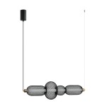 Lampa wisząca Marco w kolorze czarnym i złotym, z jednym źródłem LED 16W. Produkt ma metalową, siatkową konstrukcję w kształcie trzech elementów o różnych rozmiarach, zawieszony na cienkim przewodzie.