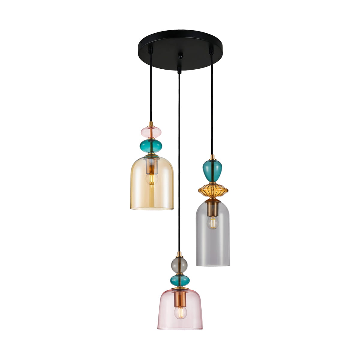 Lampa wisząca Namos z trzema kloszami w kolorach: przezroczystym, różowym i złotym, zawieszona na czarnych przewodach. Klosze mają różne kształty, z ozdobnymi elementami w kolorze turkusowym i złotym. Montaż sufitowy, nowoczesny design.