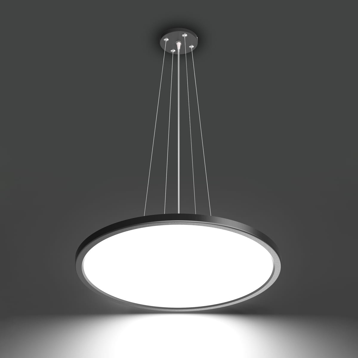Czarna lampa wisząca Manito D40 z jednym źródłem LED o mocy 32W. Okrągły kształt z metalowym ramieniem, zawieszona na cienkich linkach. Prosta, nowoczesna forma, idealna do oświetlenia wnętrz.
