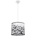 Lampa wisząca Piłka 1-30 z kloszem z białego materiału, ozdobiona wzorem piłek nożnych w odcieniach czerni i bieli, zawieszona na cienkim, białym przewodzie. Średnica klosza około 30 cm, z oprawką na żarówkę E27.