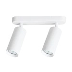 Biała lampa sufitowa Mica z dwoma reflektorami GU10. Cylindryczne lampy umieszczone na prostokątnej podstawie, zamontowane równolegle. Gładka powierzchnia, minimalistyczny design, idealna do nowoczesnych wnętrz.