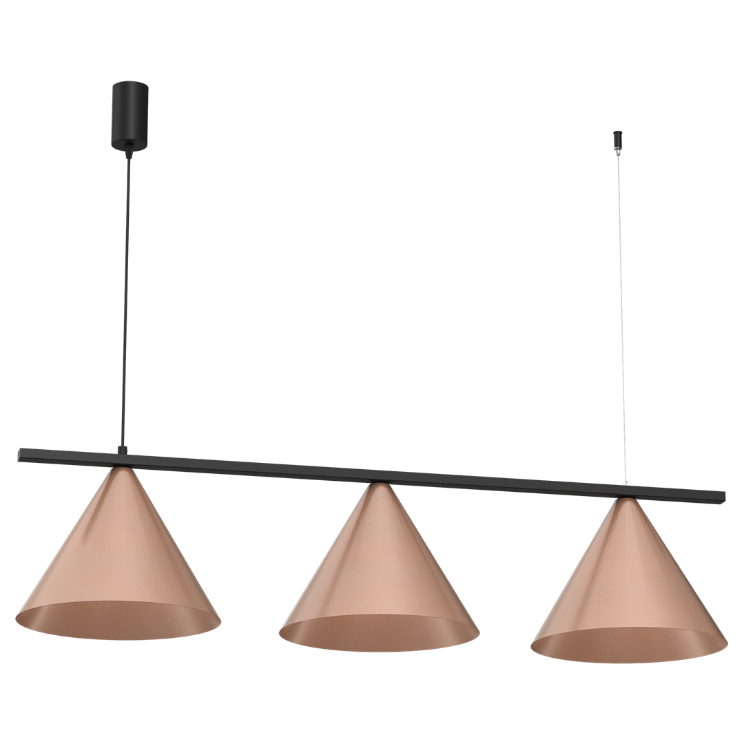 Lampa wisząca Capital z trzema kloszami w kształcie stożków, wykonanymi w kolorze miedzi, zawieszona na czarnej belce. Klosze mają matową teksturę, a lampa jest zawieszona na cienkim przewodzie. Idealna do nowoczesnych wnętrz.