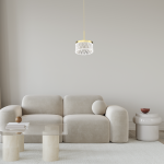 Lampa wisząca Elegance 1xLED/9W w złotym kolorze, z przezroczystym kloszem o diamentowym wzorze. Zawieszona na cienkim przewodzie, w nowoczesnym wnętrzu z jasnymi meblami i neutralnym tłem.