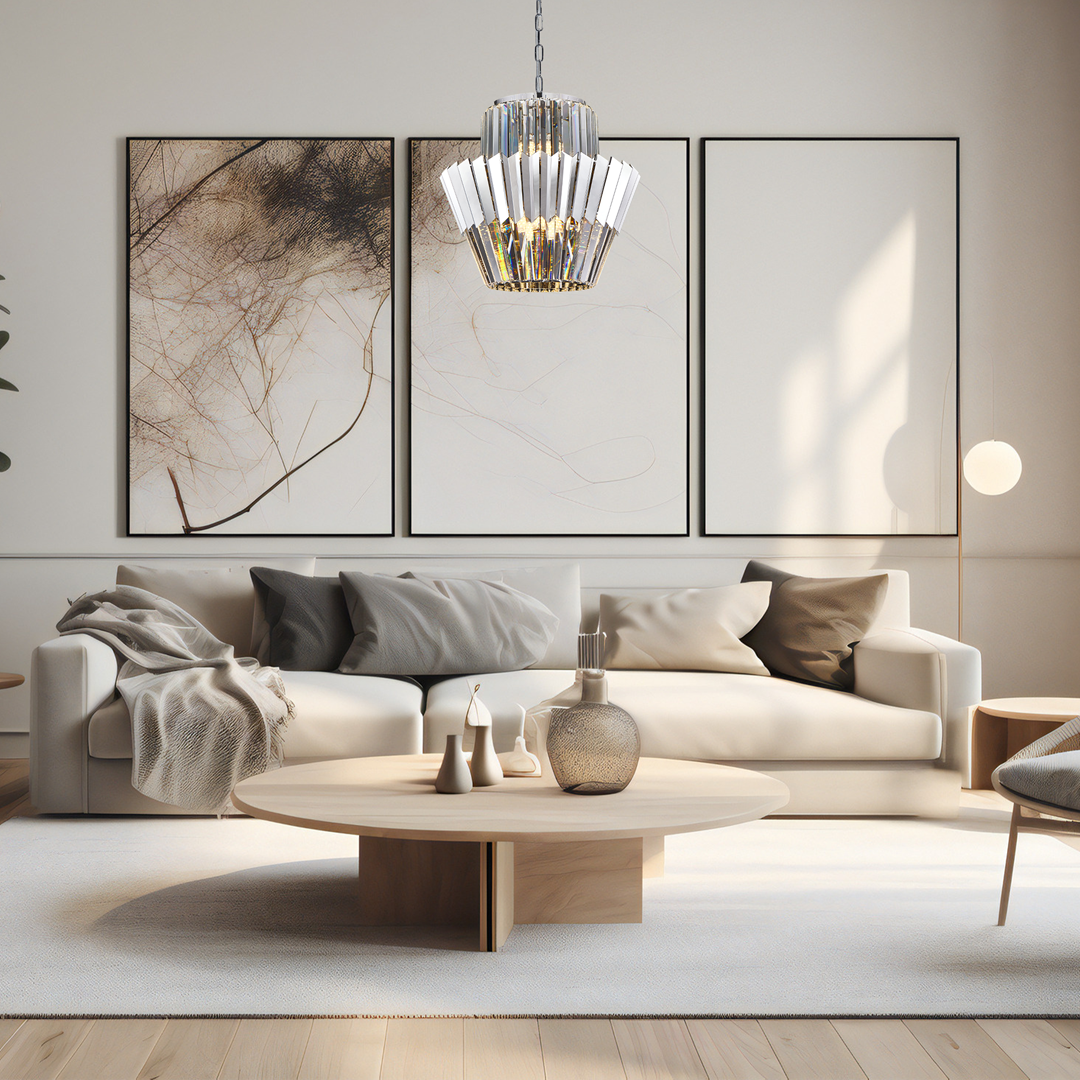 Lampa wisząca Donna 9xE14 w chromowanej obudowie, z dekoracyjnymi szklanymi elementami. Zawieszona nad drewnianym stołem w jasnym, nowoczesnym salonie z minimalistycznymi obrazami na ścianie.