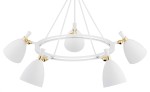 Lampa wisząca Charlotte w białym kolorze z pięcioma kloszami w kształcie stożka, zamocowanymi na złotych elementach. Produkt zawiera miejsce na pięć żarówek E27, zawieszony na cienkich białych przewodach. Klosze skierowane w dół, okrągła podstawa.
