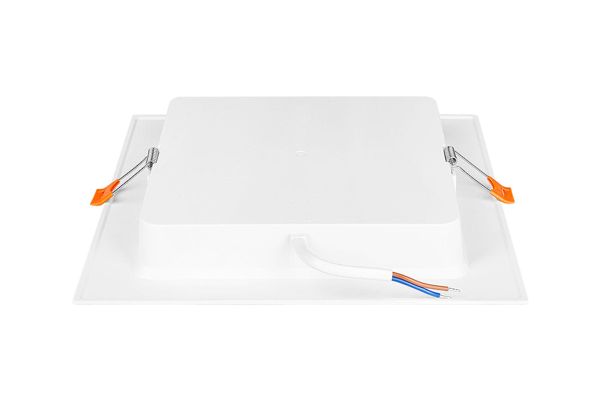 Oprawa do zabudowy LED Bingo S, biała, kwadratowa, z widocznymi sprężynami mocującymi i przewodami. Produkt prezentowany z góry, ukazujący prostą, gładką powierzchnię oraz elementy instalacyjne. Wymiar: 18W, 1440lm, 4000K.