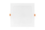 Oprawa do zabudowy LED Bingo S 18W, biała, z matowym kloszem i prostokątnym kształtem. Ujęcie frontalne, widoczne pomarańczowe mocowania. Idealna do montażu w sufitach podwieszanych. Jasność 1440 lm, możliwość regulacji barwy światła (3CCT).