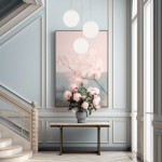 Lampa wisząca Paloma 3xE27 w kolorze mosiądzu i białym. Składa się z trzech okrągłych kloszy z teksturowanego szkła, zawieszonych na złotych linkach. Umieszczona w eleganckim wnętrzu z bukietem kwiatów na stole i obrazem na ścianie.