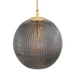 Lampa wisząca Paloma 3xE27 w kolorze mosiężnym z dymnego szkła. Okrągły klosz z delikatnymi żłobieniami, zawieszony na cienkim przewodzie. Widoczne źródła światła wewnątrz klosza, elegancka forma pasująca do nowoczesnych wnętrz.