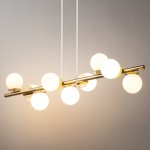 Lampa wisząca Avola z dziewięcioma kulistymi kloszami G9 w odcieniu białym, zawieszona na złotym metalowym stelażu. Klosze są równomiernie rozmieszczone, tworząc nowoczesny design. Dwa białe kable podtrzymują lampę. Tło w neutralnym kolorze.