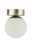 Lampa sufitowa Perla Lux z jedną oprawą G9, w kolorze złotym i białym. Okrągła, matowa kula z białego szkła, zawieszona na metalowej podstawie w złotym odcieniu. Ujęcie frontalne, lampa zamontowana na suficie.