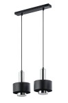 Lampa wisząca Rif Lux w kolorze czarnym i srebrnym, z dwoma źródłami światła GX53. Posiada cylindryczne klosze z matowego metalu i błyszczącego wykończenia, zawieszona na długich linkach, montowana na prostokątnej podstawie.