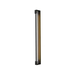 Czarny kinkiet łazienkowy LED Flexia IP44 o długości 100 cm i mocy 30W, prostokątny kształt, zamontowany pionowo, emituje ciepłe światło. Minimalistyczny design, idealny do nowoczesnych wnętrz.