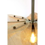 Lampa wisząca Styrka z antycznym mosiądzu, z kloszem w odcieniu bursztynowym i beżowym. Klosz z delikatnej siatki z ozdobnymi guzikami, zawieszony na stalowym stelażu, z widoczną żarówką E27. Ujęcie z góry, podkreślające detale i fakturę materiału.