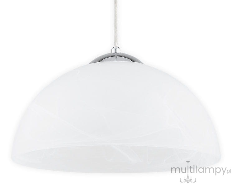 Lampa wisząca Klara 2 o białym, półkulistym kloszu z matowego szkła, zawieszona na chromowanym elemencie. Klosz ma gładką powierzchnię i delikatny wzór, doskonale nadaje się do oświetlenia wnętrz. Kąt ujęcia: frontalny.