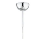 Lampa wisząca Klara 2, chromowana, z jednym gniazdem E27. Ma półkulisty klosz oraz prostą, metalową podstawę. Zawieszona na cienkim przewodzie, prezentuje nowoczesny design. Ujęcie frontalne, na jednolitym tle.