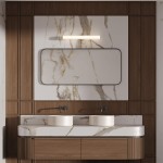 Kinkiet Linea H45 w kolorze czarnym, z jednym źródłem LED 8W, umieszczony nad lustrem. Prosty, minimalistyczny design pasujący do nowoczesnych łazienek, zamontowany na tle marmurowej ściany z drewnianymi akcentami.