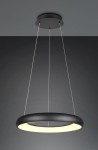 Lampa wisząca Cardona w kolorze czarnym z jedną diodą LED o mocy 38W. Okrągły kształt z matowym wykończeniem oraz białym źródłem światła, zawieszona na cienkich linkach, montowana pod sufitem. Tło ciemne, minimalistyczne.