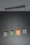 Lampa wisząca Cork z czterema kloszami w kolorach zielonym, miedzianym, szarym i przezroczystym, zawieszona na czarnej metalowej listwie. Klosze mają okrągłe kształty z drewnianymi detalami. Produkt jest zamontowany na suficie.