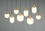 Lampa wisząca Diva z ośmioma kloszami E27 w kolorze białym i złotymi detalami. Klosze o różnych kształtach, zawieszone na czarnych przewodach, tworzą nowoczesny design. Ujęcie frontalne, na jednolitym tle.