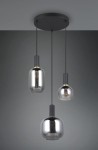 Lampa wisząca Diva z trzema kloszami E27 w kolorze czarnym i chromowanym. Klosze w różnych kształtach, zawieszone na cienkich linkach, montowane do okrągłej podstawy sufitowej. Tło w odcieniach szarości.