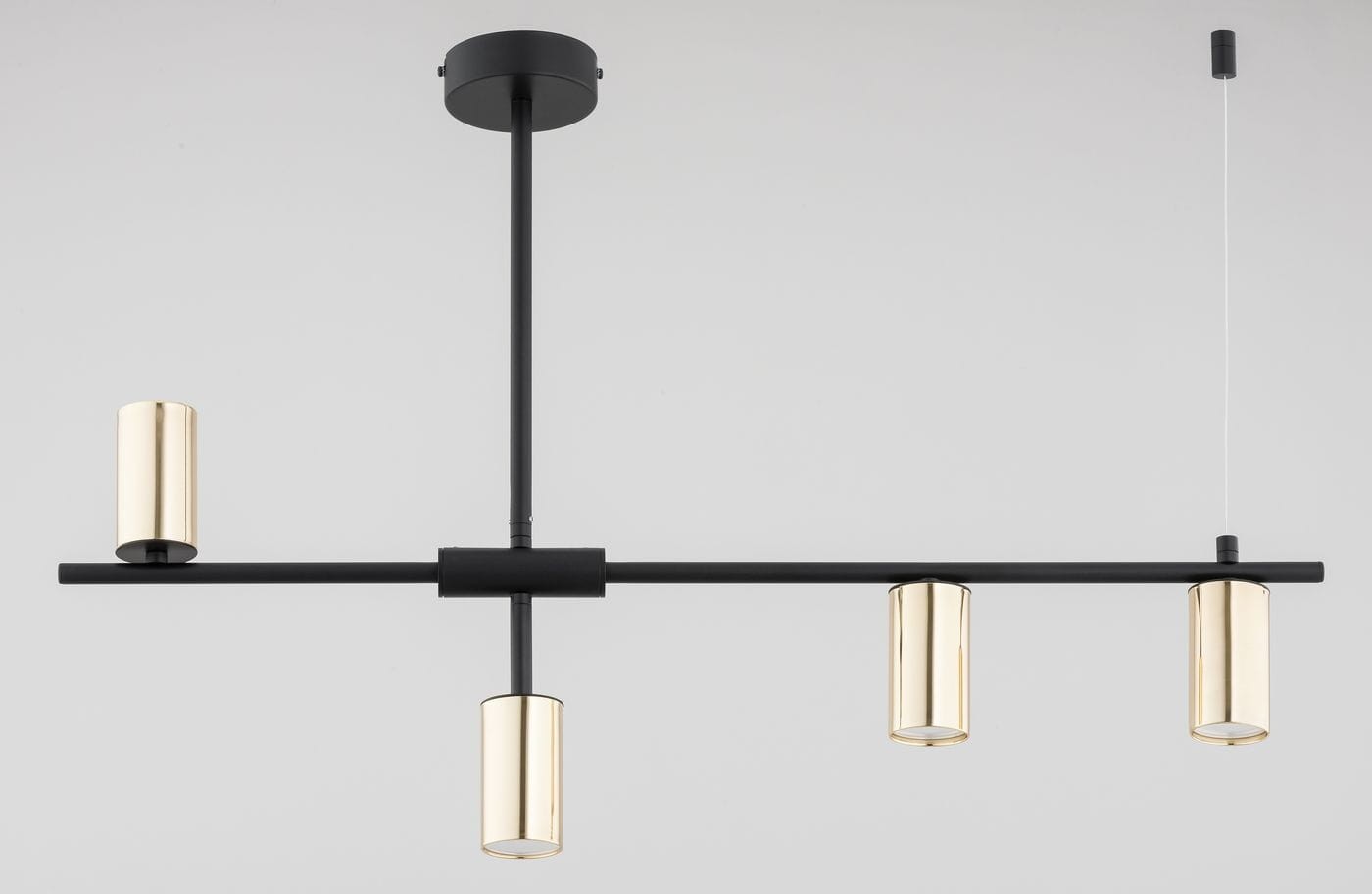 Lampa sufitowa Saur 4xGU10 w kolorze czarno-złotym, z czarnym metalowym stelażem i czterema cylindrycznymi kloszami w złotym wykończeniu. Produkt zawieszony poziomo, z widocznym kablem podtrzymującym. Tło jasne, jednolite.
