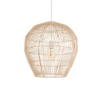 Lampa wisząca Haiti M z materiału naturalnego, w kolorze białym i jasnobrązowym, o okrągłym kształcie z widoczną żarówką E27. Zawieszona na białym przewodzie, z delikatnym, plecionym wzorem, w stylu skandynawskim.