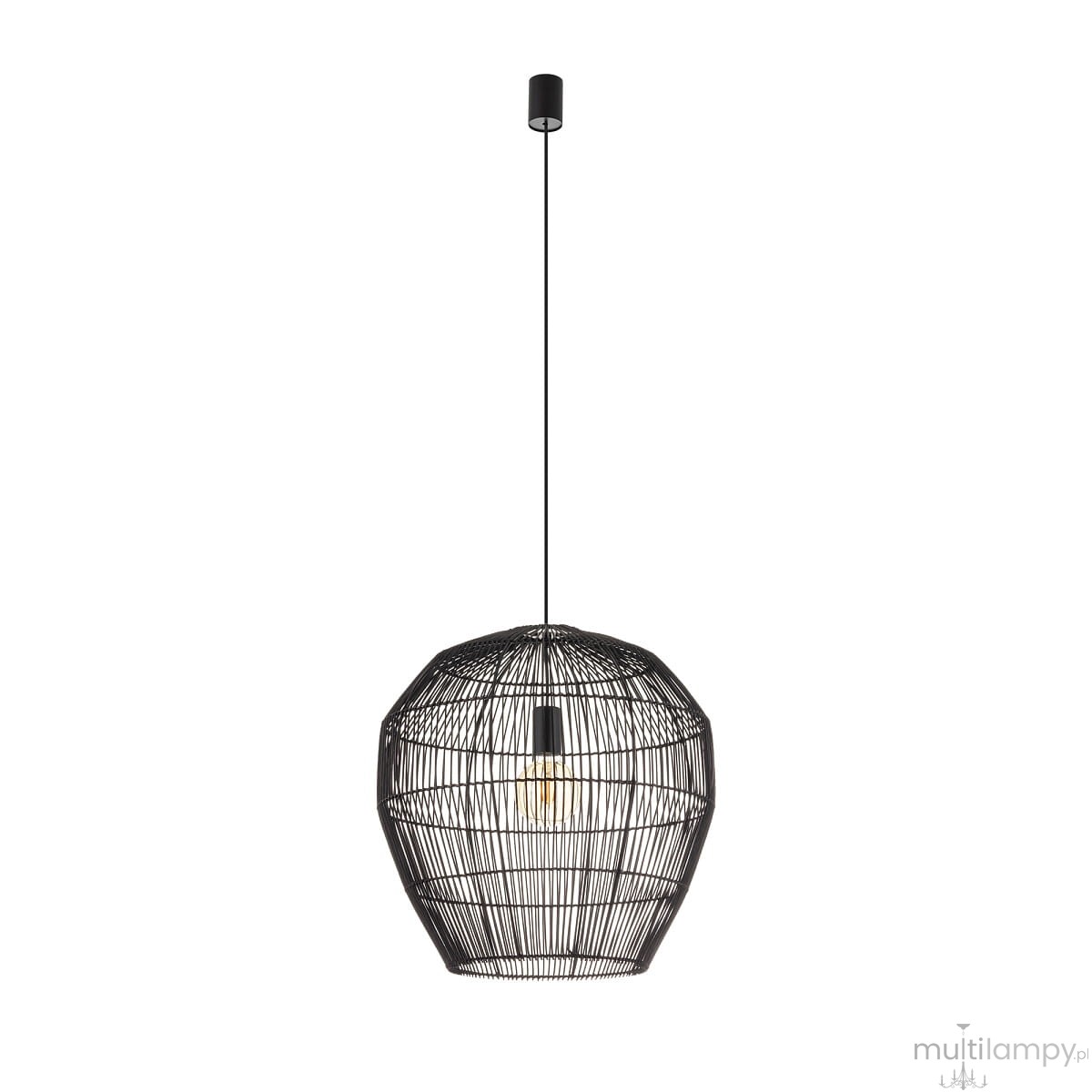 Czarna lampa wisząca Haiti Black M z metalowym kloszem w formie siatki, zawieszona na cienkim kabelku. Posiada miejsce na żarówkę E27. Klosz ma owalny kształt i jest lekko przezroczysty, co nadaje jej nowoczesny wygląd.