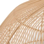 Lampa wisząca Haiti w kolorze białym i naturalnym, wykonana z plecionych włókien, z okrągłym kloszem. Ujęcie zbliżeniowe na szczegóły struktury materiału oraz splotu, ukazujące lekkość i teksturę lampy.
