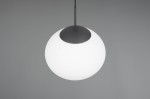 Lampa wisząca Fomento D30 z jedną oprawą E27, o okrągłym kloszu w kolorze białym oraz czarnym, zawieszona na cienkim przewodzie. Klosz ma matową powierzchnię, a górna część jest w kolorze czarnym, tworząc minimalistyczny design.