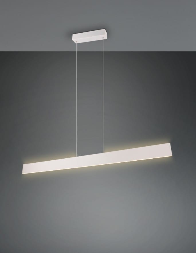 Lampa wisząca Galway w kolorze szarym z jednym źródłem światła LED o mocy 35W. Posiada prostokątny, minimalistyczny kształt. Zawieszona na dwóch cienkich linkach, zamocowana do sufitu. Tło ciemnoszare, podkreślające nowoczesny design.